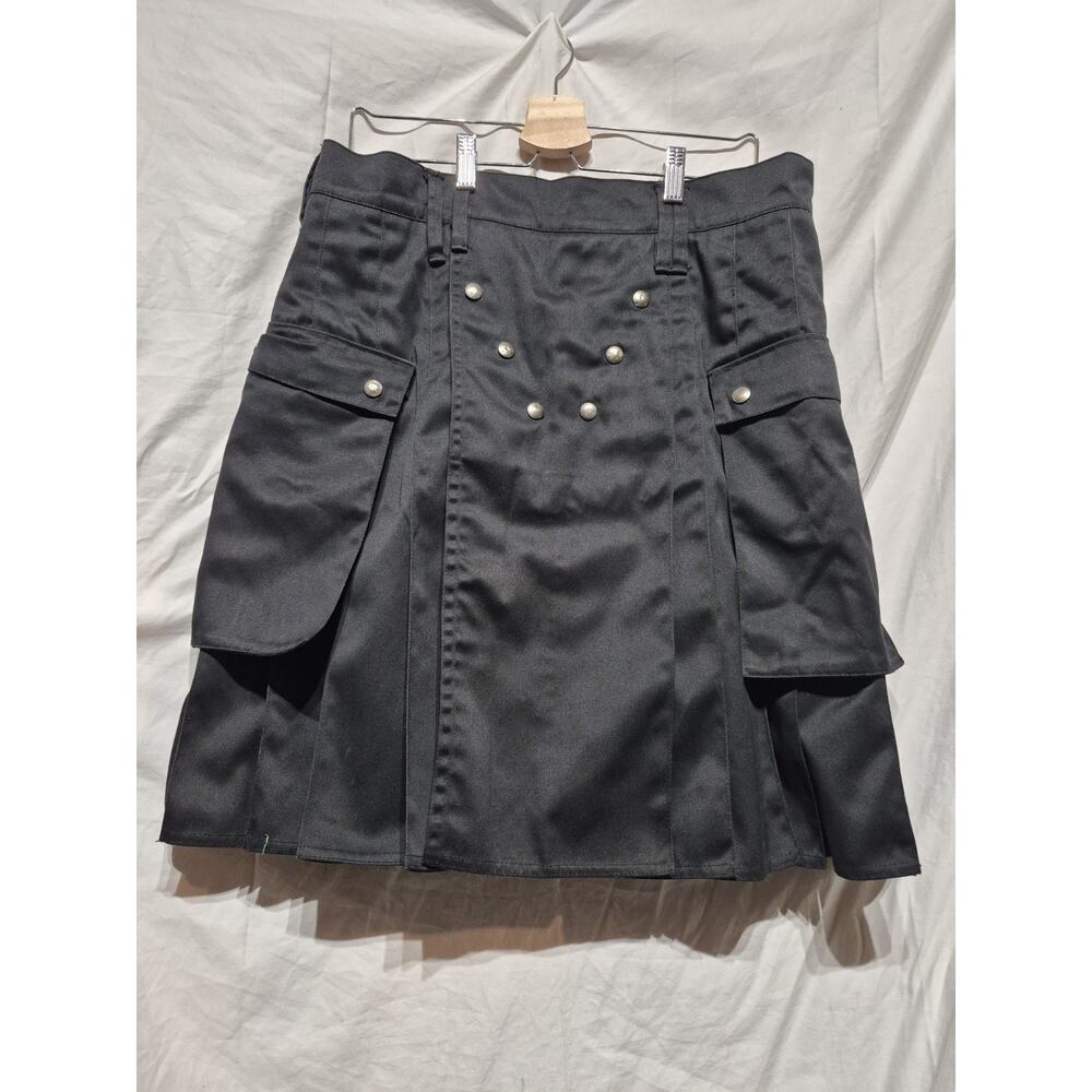 USA Men’s 35 Modern Black UTILIKILT Gen 2 Spartan Utility Kilt Washable Solid